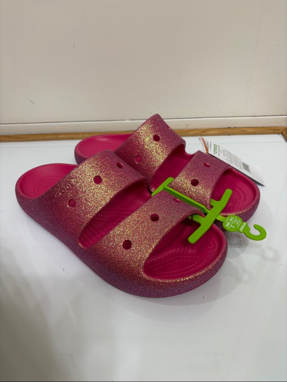 NWT CROCS Classic Iridescent glitter Glitter Hot Pink Dual-Strap Slide Sandals - Picture 2 of 9